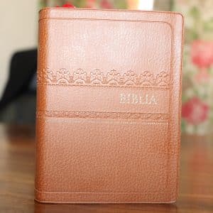Swahili Pocket Bible MCR
